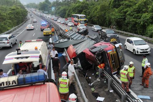 PK09_10042015_KEMALANGAN