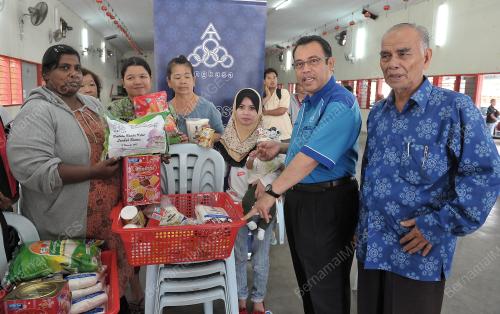 PK09_10112013_BANTUAN