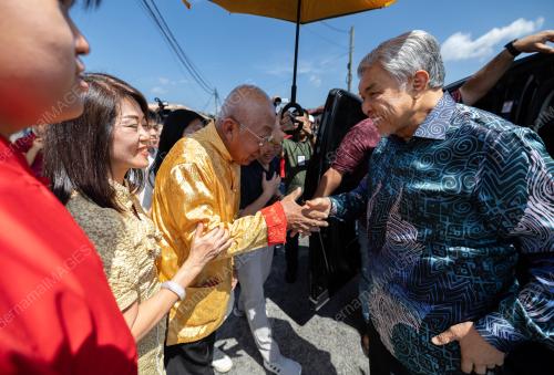 KUNJUNGAN KASIH TAHUN BAHARU CINA