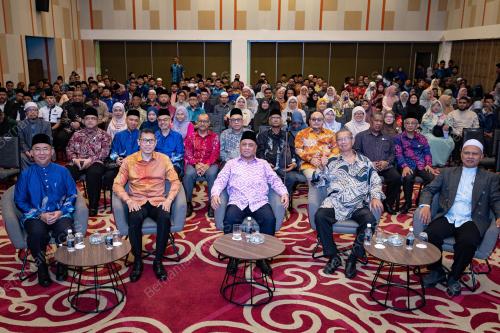 DATUK SERI SAARANI MOHAMAD