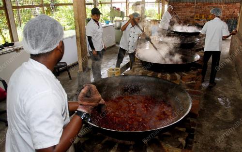RENDANG TOK MAK NIK