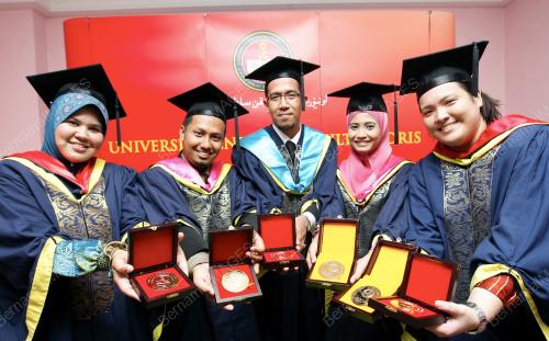 ISTIADAT KONVOKESYEN UPSI