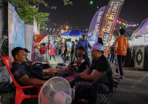 TINJAUAN PERSIAPAN SAMBUTAN HARI RAYA AIDILFITRI
