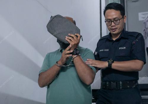 MOHAMAD NAZMI KHALID