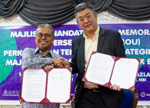 DATUK RUMAIZI BAHARIN