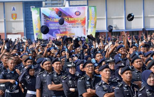 PK09_15052017_KADET_POLIS