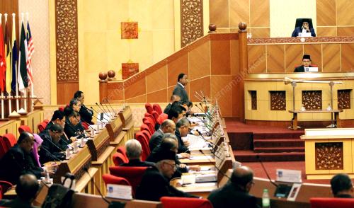 PK09_15112016_SIDANG_DUN