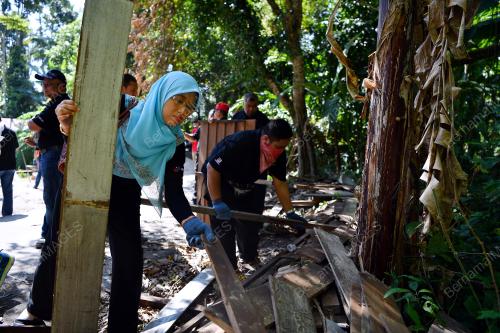 PK09_17122017_PENERANGAN