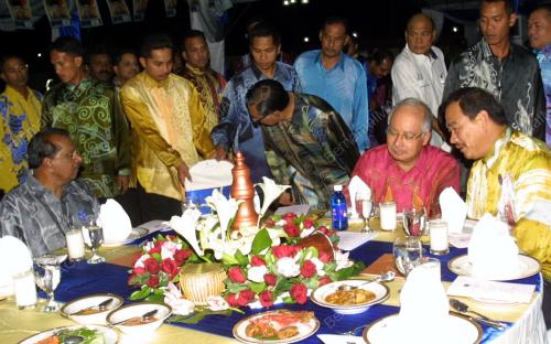 DATUK SERI MOHD NAJIB TUN ABDUL RAZAK