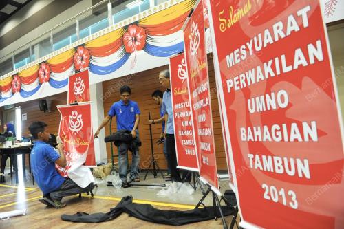PK09_18102013_UMNO13