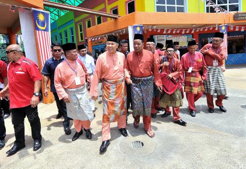 PK09_19082017_UMNO_LARUT