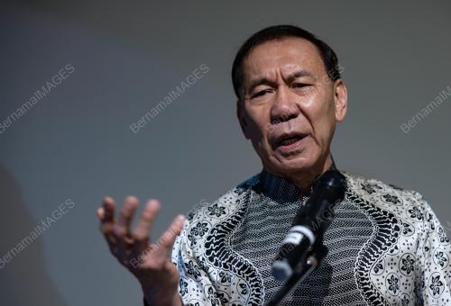 TAN SRI MOHD ANNUAR ZAINI