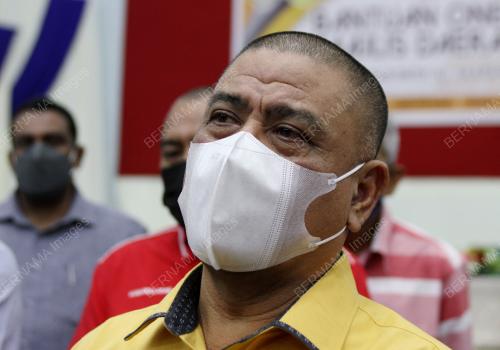 DATUK SAARANI MOHAMAD
