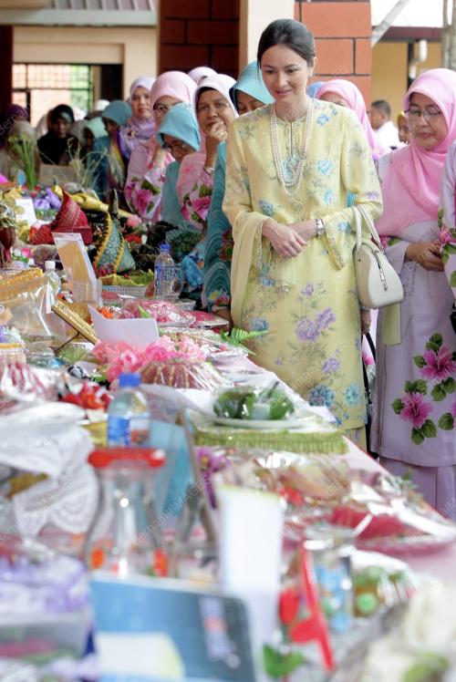 TUANKU ZARA SALIM
