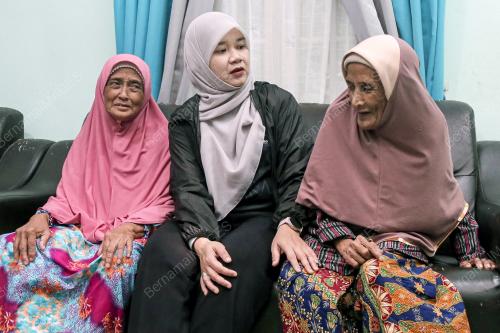 FADHLINA SIDEK