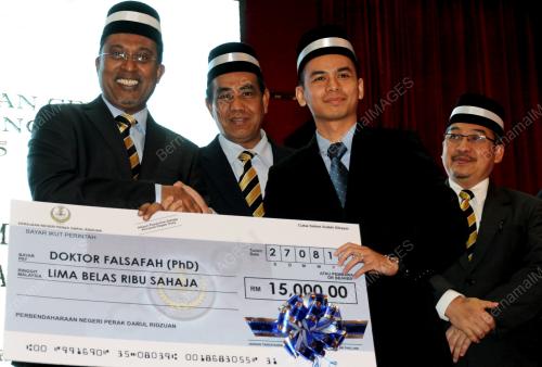 PK09_27082014_CEK_PINJAMAN