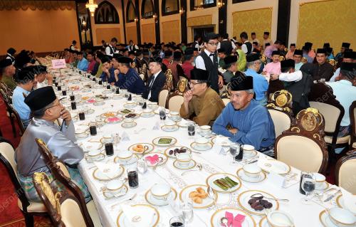 PK09_28072012_BERBUKA_PUASA