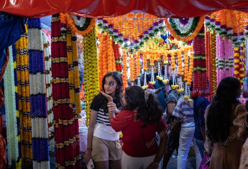 TINJAUAN DEEPAVALI