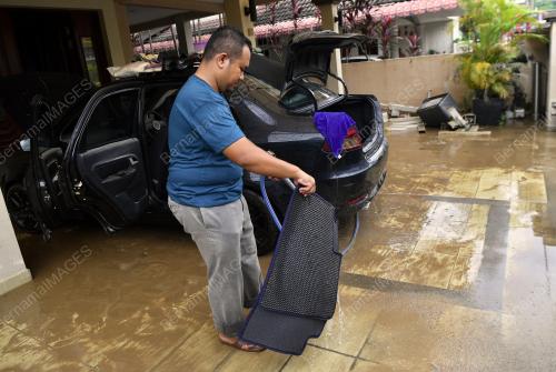 BANJIR KILAT TAMAN ARENA KEPAYANG PUTRA