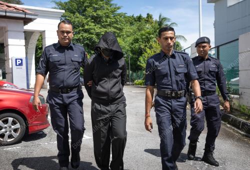 KES POLIS LANGGAR PELAJAR