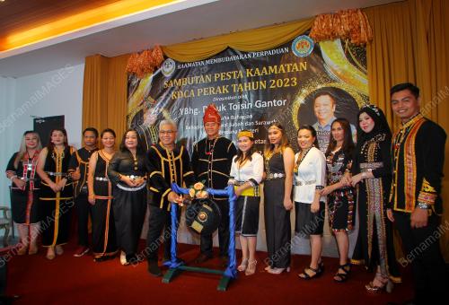 DATUK TOISIN GANTOR