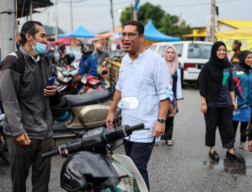 DATUK SERI AHMAD FAIZAL AZUMU