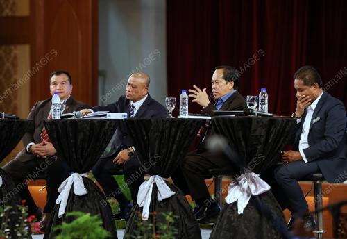 DATUK SERI AHMAD MASLAN