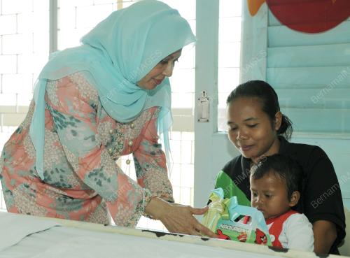 PK10_11022012_TAHUN_BARU_CINA