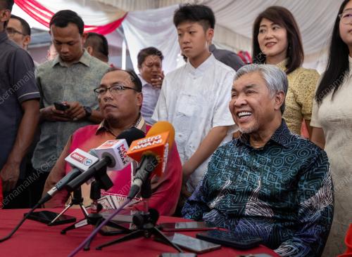 KUNJUNGAN KASIH TAHUN BAHARU CINA