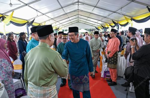 TAN SRI WAN AHMAD DAHLAN ABDUL AZIZ