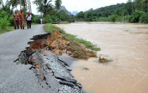 PK10_12042012_BANJIR