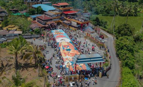 TINJAUAN SAMBUTAN HARI WESAK
