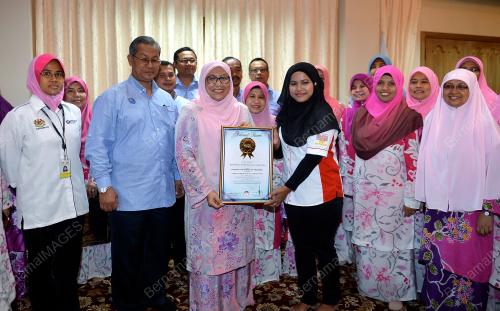 PK10_14012017_PUTERI_ISLAM