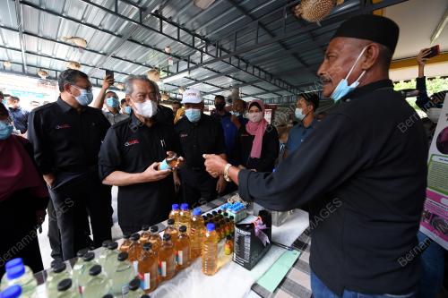 TAN SRI MUHYIDDIN YASSIN