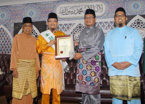 DATUK MOHAMAD KAZIM ELIAS