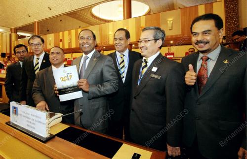 PK10_15112016_SIDANG_DUN