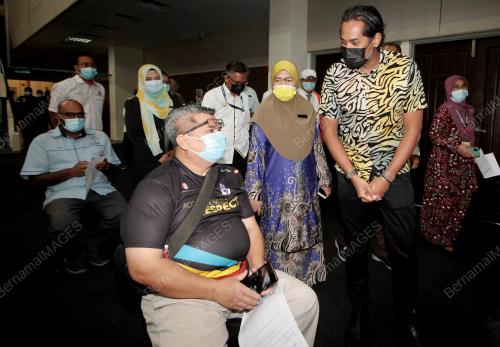 KHAIRY JAMALUDDIN