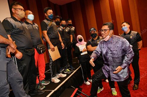 DATUK SERI AHMAD FAIZAL AZUMU
