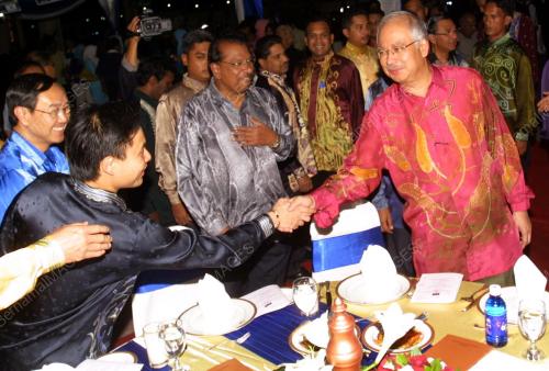 DATUK SERI MOHD NAJIB TUN ABDUL RAZAK