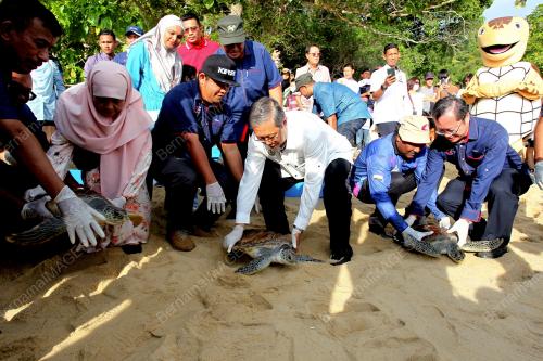DATUK SERI MOHAMMAD NIZAR JAMALUDDIN