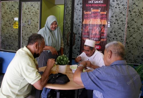 PERNIAGAAN IBU TUNGGAL
