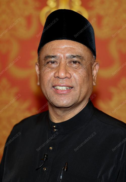 ISTIADAT MENGANGKAT SUMPAH MENTERI BESAR PERAK