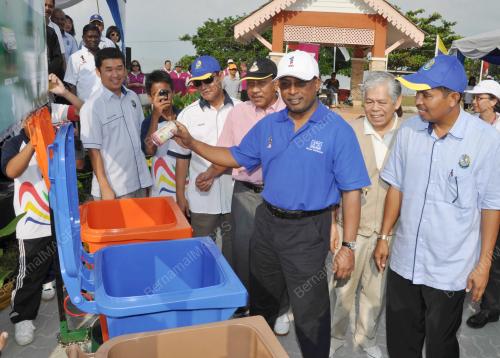 DATUK SERI DR ZAMBRY ABD KADIR