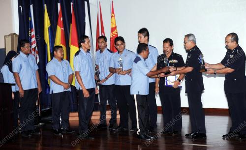 PK10_23042014_ANUGERAH_INOVASI