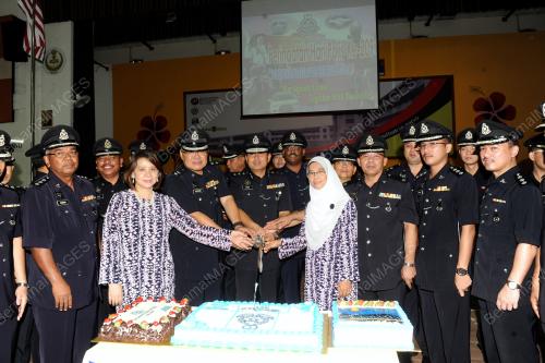 PK10_25032016_HARI_POLIS_KE_209