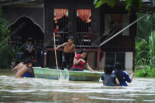 PK10_26122014_BANJIR
