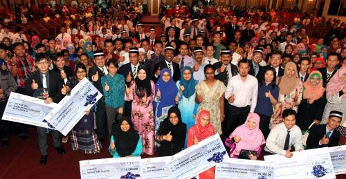PK10_27082014_CEK_PINJAMAN