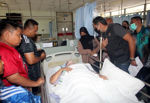 KHAIRY JAMALUDDIN