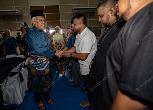 DATUK SERI HAMZAH ZAINUDIN