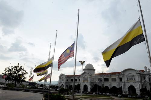 PK10_28052014_FLAG